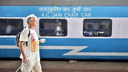 राहत: अब छठ पर घर जाना होगा और भी आसान, रेलवे 100 नई ट्रेन चलाने की तैयारी में