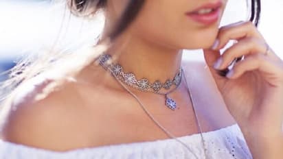 మెడ నల్లగా ఉందా..? ఈ చిట్కాలతో పోగొట్టండి..!