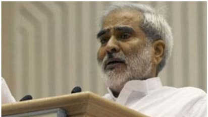 लालू के रघुवंश ने दिया इस्तीफा, क्या यही चाहते थे तेजस्वी