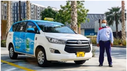 കൊവിഡ് നിയന്ത്രണങ്ങളില് ഇളവ്; ദുബായില് വലിയ ടാക്സികളില് നാലുപേര്ക്ക് യാത്ര ചെയ്യാം
