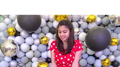 அம்மாவை மிஞ்சிய அழகு... சமூக வலைத்தளத்தை கலக்கும் நடிகை ரோஜாவின் மகள் பிறந்தநாள் புகைப்படங்கள்!