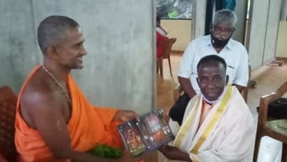 ಪೇಜಾವರ ಶ್ರೀ ಭೇಟಿಯಾದ ಶಾಂತರಾಮ ಸಿದ್ಧಿ: ರಾಜಕೀಯ ಸಂಚಲನ