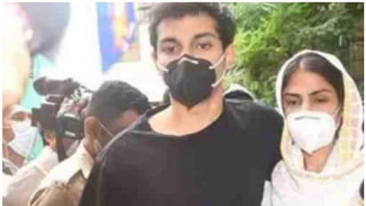 ജാമ്യാപേക്ഷ തള്ളി, റിയ ചക്രബര്‍ത്തി ജയിലില്‍ തന്നെ, വിവരങ്ങളും ഫോട്ടോകളും