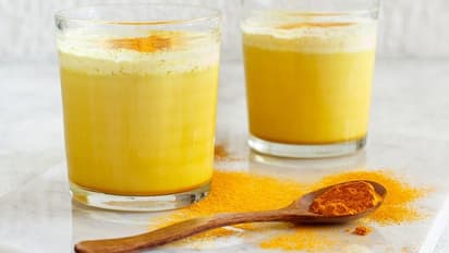 Turmeric milk can promote your weight loss journey