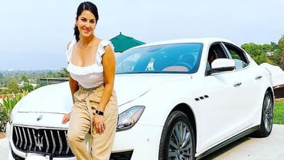 సన్నీ లియోన్ కొత్త కారు చూసారా.. దీనిని ఎంత ఖర్చు చేసి కొన్నాదో తెలుసా..