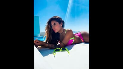 যেমন বক্ষ তেমন নিতম্ব, ব্রাজিলিয়ান তারকার বোনের যৌবনের আগুনে পুড়ে ছারখার হবেন আপনিও