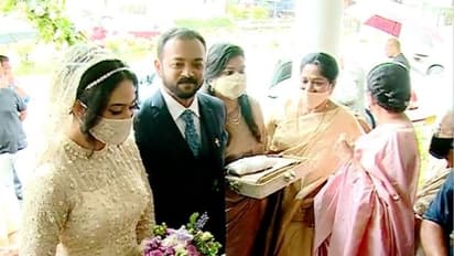 മാസ്കണിഞ്ഞ് വിവാഹ വേഷത്തിൽ മിയ- ചിത്രങ്ങൾ കാണാം