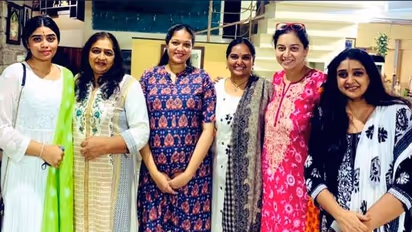 ಗರ್ಭಿಣಿ ಮೇಘನಾಳನ್ನು ಭೇಟಿಯಾಗಿ ಆರೋಗ್ಯ ವಿಚಾರಿಸಿದ ಸ್ಯಾಂಡಲ್‌ವುಡ್ ನಟಿಯರು