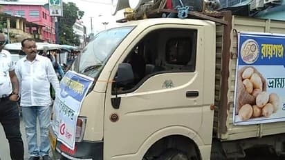 কালোবাজারি রুখতে ভ্রাম্যমাণ আলু বিক্রয়কেন্দ্র, অভিনব উদ্যোগ ব্যবসায়ী সংগঠনের