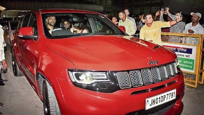 இந்திய கிரிக்கெட் வீரர்களும் அவர்களது  புதிய கார் கலெக்ஷன்களும்..!