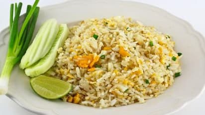 ஹோட்டல் ஸ்டைலில் டேஸ்டான எக் பிரைடு ரைஸ்.. ஒருமுறை செய்யுங்க.. அடிக்கடி செய்வீங்க!