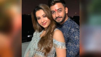 এই নোংরা কাজ মানায় না 'BJP'-কে, ভোটের উত্তাপে বিতর্কিত Video নিয়ে প্রেমিকা কৌশানির পাশে বনি