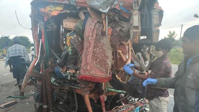 ರಾಷ್ಟ್ರೀಯ ಹೆದ್ದಾರಿಯಲ್ಲಿ ಭೀಕರ ಅಪಘಾತ : ಸಾವು ನೋವುಗಳ ವಿವರ ಇಲ್ಲಿದೆ