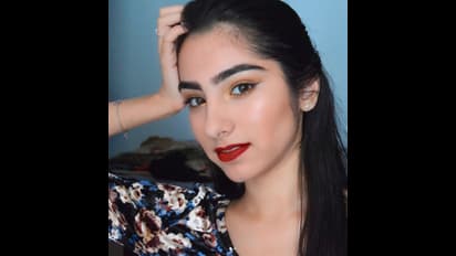 ಕುರ್ಕುರೆ, ಮ್ಯಾಗಿ, ಪಾಪಿನ್ಸ್ ತರ ಮೇಕಪ್ ಮಾಡಿದ್ರೆ ಹೀಗಿರುತ್ತೆ ನೋಡಿ