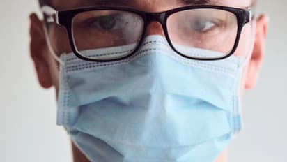 കണ്ണട ധരിക്കുന്നതിലൂടെ കൊവിഡ് പകരുന്നത് ഒഴിവാക്കാനാകുമോ?