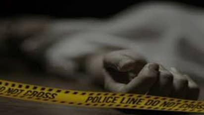 భర్త ఊరెళ్లి పోదామన్నాడని.. ఏడాదిన్నర బిడ్డతో సహా భార్య ఆత్మహత్య...