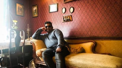 வாவ்... இயக்குநர் மிஷ்கினுக்கு கிடைத்த இன்ப அதிர்ச்சி... பிறந்த நாள் ஸ்பெஷல் போட்டோஸ்...!