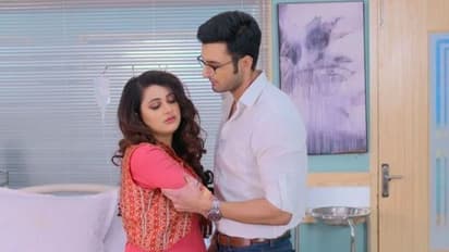 বক্ষ-বিভাজিকায় আগুন, হিয়ার শরীরী শিহরণে বুঁদ জেনওয়াই, নায়িকা অনামিকা বাস্তবে কেমন জেনে নিন