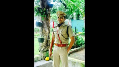 आईपीएस अफसर दे रहे हैं गरीब और कमजोर वर्ग के यूपीएससी उम्मीदवारों के लिए मुफ्त ऑनलाइन क्लासेस