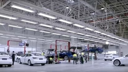 ఇండియాలో భారీగా పెట్టుబడులు పెట్టనున్న టెస్లా.. కర్ణాటక ప్రభుత్వంతో చర్చలు