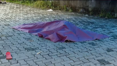 ಛೇ..  ತಾಯಿ, ಗರ್ಭಿಣಿ ಮಗಳ ಶವ 4 ದಿನದಿಂದ ರಸ್ತೆ ಮಧ್ಯೆ ಬಿದ್ದಿತ್ತು!