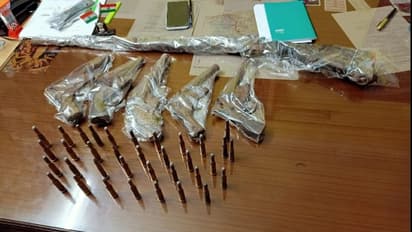 ভাঙড়ে বেআইনি অস্ত্র উদ্ধার পুলিশের, গ্রেফতার আরাবুল ইসলাম-সহ তিন