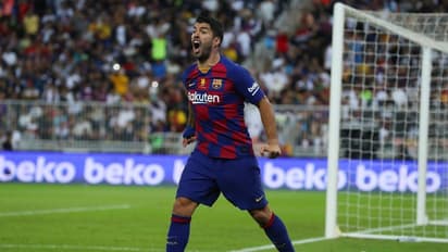 വികാരാധീനനായി കണ്ണീരണിഞ്ഞ് സുവാരസ് ഒടുവില് ബാഴ്സ വിട്ടു, ലാ ലിഗയില് ഇനി ബാഴ്സക്കെതിരെ പോരിനിറങ്ങും