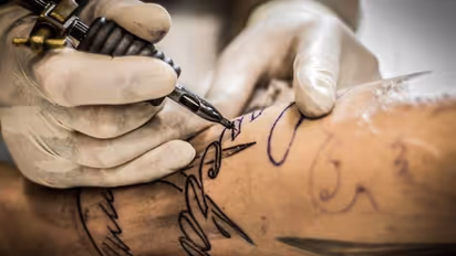 शरीर पर टैटू से टूट सकता है सेना में जाने का सपना, जानें ताजा मामला और क्या कहता है नियम