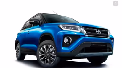 ഈ ജനപ്രിയ ടൊയോട്ട മോഡലിന് വമ്പന് വിലക്കിഴിവുമായി ഡീലര്മാര്, കാരണം ഇതാണ്!