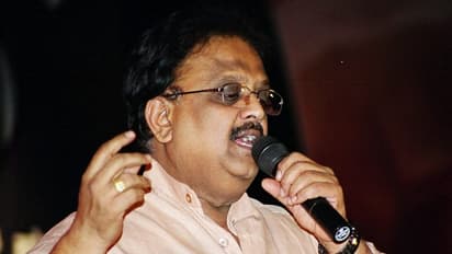 வீட்டிற்கு எடுத்துச் செல்லப்பட்டது எஸ்.பி.பி. உடல்... இறுதிச்சடங்கு குறித்து வெளியானது அறிவிப்பு....!