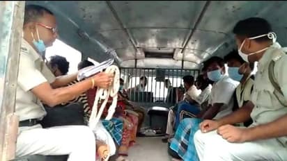 ধারালো অস্ত্র দেখিয়ে মহিলা বিমাকর্মীকে ধর্ষণ, চার বছরের সশ্রম কারাদণ্ড যুবকের