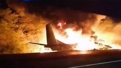 plane crash in china: சீனாவில் 133 பயணிகளுடன் சென்ற விமானம் விபத்து:  மலைப்பகுதி காட்டுத்தீ காரணமா?