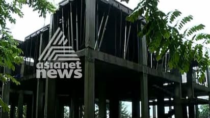 വടക്കാഞ്ചേരി നഗരസഭയിൽ സിബിഐ പരിശോധന; ഫ്ളാറ്റ് നിർമ്മാണം യൂണിടാക്ക് നിർത്തി