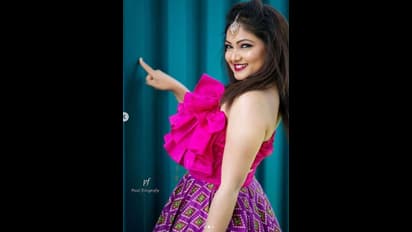 மாடல் உடையில் கலக்கும் ரோஜா...சீரியல் நாயகியின் கூல் போட்டோஸ்...