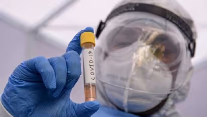 കൊവിഡ് മുക്തിയില് കുതിപ്പ് നടത്തി ദില്ലി; എല്എന്ജെപിയില് നിന്ന് 8066 പേര് രോഗമുക്തരായി