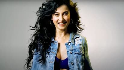 মনামীর 'আফ্রিন' চতুর্থী, পুজোর শুরুতেই প্রেমে পড়লেন টলি নায়িকা