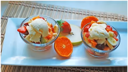 ഇതാ ഒരു കിടിലൻ ഫ്രൂട്ട് സാലഡ്, ഉണ്ടാക്കിയാലോ...?