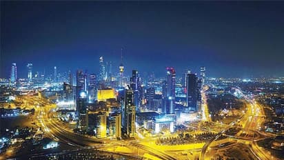 ഗതാഗത നിയമലംഘനത്തിന് പിഴ അടയ്ക്കാതെ പ്രവാസികള്‍ക്ക് രാജ്യം വിടാനാകില്ല; തീരുമാനം അറിയിച്ച് അധികൃതര്‍