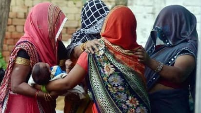 ಅನ್ಯ ರಾಜ್ಯಕ್ಕೆ ಕೇಸ್‌ ವರ್ಗ: ಹಾಥ್ರಸ್‌ ಕುಟುಂಬ ಬೇಡಿಕೆ