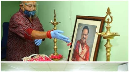 எஸ்.பி.பி பெயரில் டப்பிங் ஸ்டூடியோ... ராதாரவி தலைமையில் தீர்மானம்..!