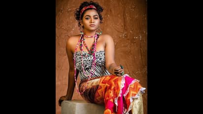 ஆளே அடையாளம் தெரியாமல் மாறிய ஷாலு ஷம்மு... உச்சக்கட்ட கவர்ச்சியில் உறைய வைக்கும் போட்டோ ஷூட்...!