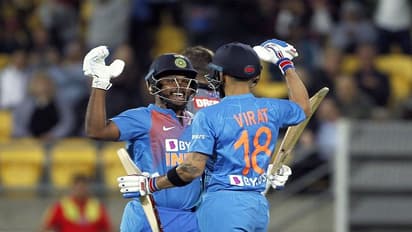 ഓസ്ട്രേലിയന് പര്യടനത്തിനുള്ള ഇന്ത്യന് ടീമില് മാറ്റം; സഞ്ജു സാംസണ് ഏകദിന ജേഴ്സിയില്