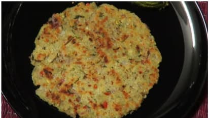 ബ്രേക്ക്ഫാസ്റ്റിന് റവ റൊട്ടി ഉണ്ടാക്കിയാലോ...