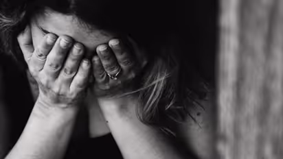 வயல் வெளிக்கு தூக்கிச் சென்று வலுகட்டாயமாக பலாத்காரம்.. விதவை பெண்ணுக்கு நேர்ந்த கொடூரம்..!