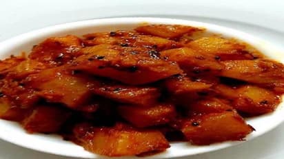 इस तरह बनाएंगे तो चिकन-मटन को फेल कर देगी कद्दू की सब्जी, प्याज-लहसून नहीं, गैस से उतार मिला दें ये मसाला