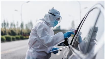 ভারতে কিছুটা কমল করোনাভাইরাসের দৈনিক সংক্রমণ, কমেছে অ্যাক্টিভ কেসের সংখ্যা