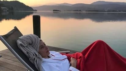 எப்படி இருந்த மனிஷா கொய்ராலா இப்படி ஆகிட்டாங்க? துளியும் மேக்அப் இல்லாமல் வெளியிட்ட புகைப்படம்..!