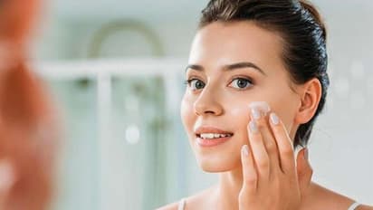 ರಾತ್ರಿ ನಿಮ್ಮ ತ್ವಚೆಯೂ ರೆಸ್ಟ್ ಮಾಡುತ್ತೆ: ಮಲಗೋ ಮುನ್ನ ಗಮನದಲ್ಲಿರಲಿ ಈ ಟಿಪ್ಸ್..!