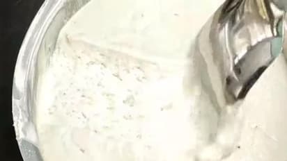 ऐसे बनाएंगे तो तवे पर नहीं चिपकेगा एक भी डोसा, घोल को  फ़ैलाने से पहले करना होगा बस 1 काम