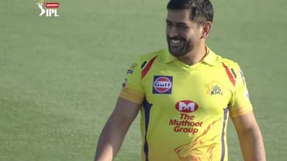 IPL 2020: జాదవ్‌ ఆట అద్భుతం... జట్టు నుంచి తీసేయాలంటూ పిటిషన్...